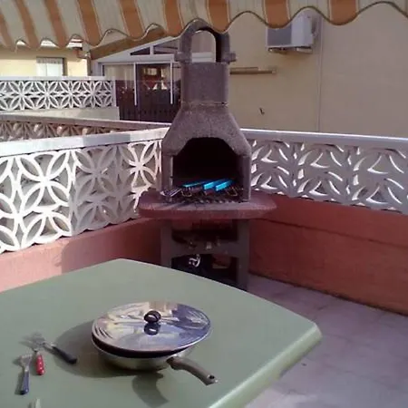 Apartment Le Mieukerien, Reserve Africaine 15 Mn Et 200 M- Parking Dedie- Terrasse *